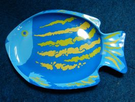 originelles Serviertablett in Fischform - Kunststoff Fisch