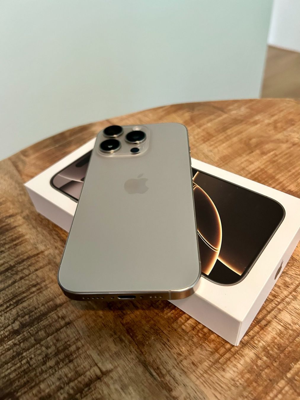 Apple Telefoni cellulari / Smartphones: iPhone 16 Pro 256Gb - Natural Titanium – Usato da Zollikon venduto da alexios86 2