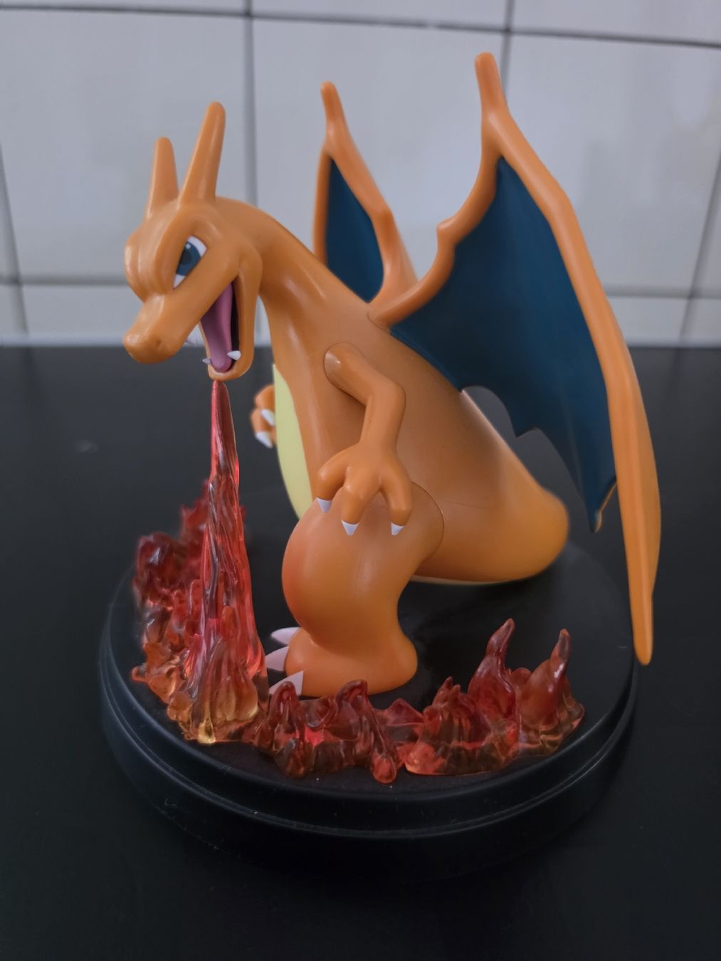 Pokémon Figuren: Pokemon Glurak Figur mit Flammen – Gebraucht aus Wallisellen von BaronesseLea 2