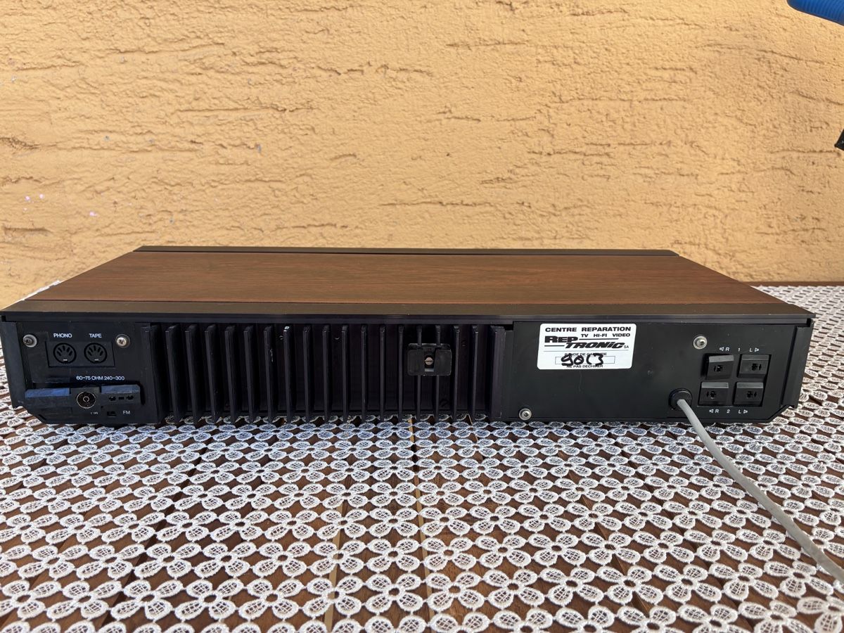 Bang & Olufsen Amplificateurs: Defective B&O Beomaster 1100 – Défectueux à Zürich par HiFiAtelier 3