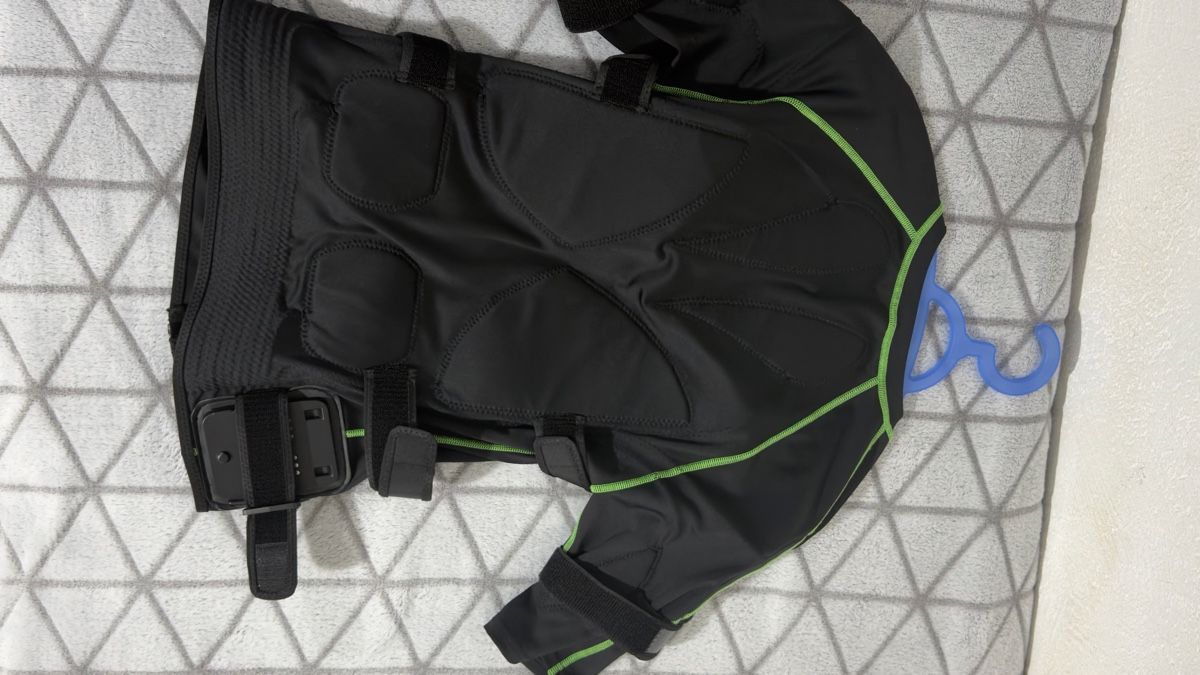 Hometrainer: Eaglefit EMS Vest System Grösse XL – Usato da Vaduz venduto da Sakeli 1