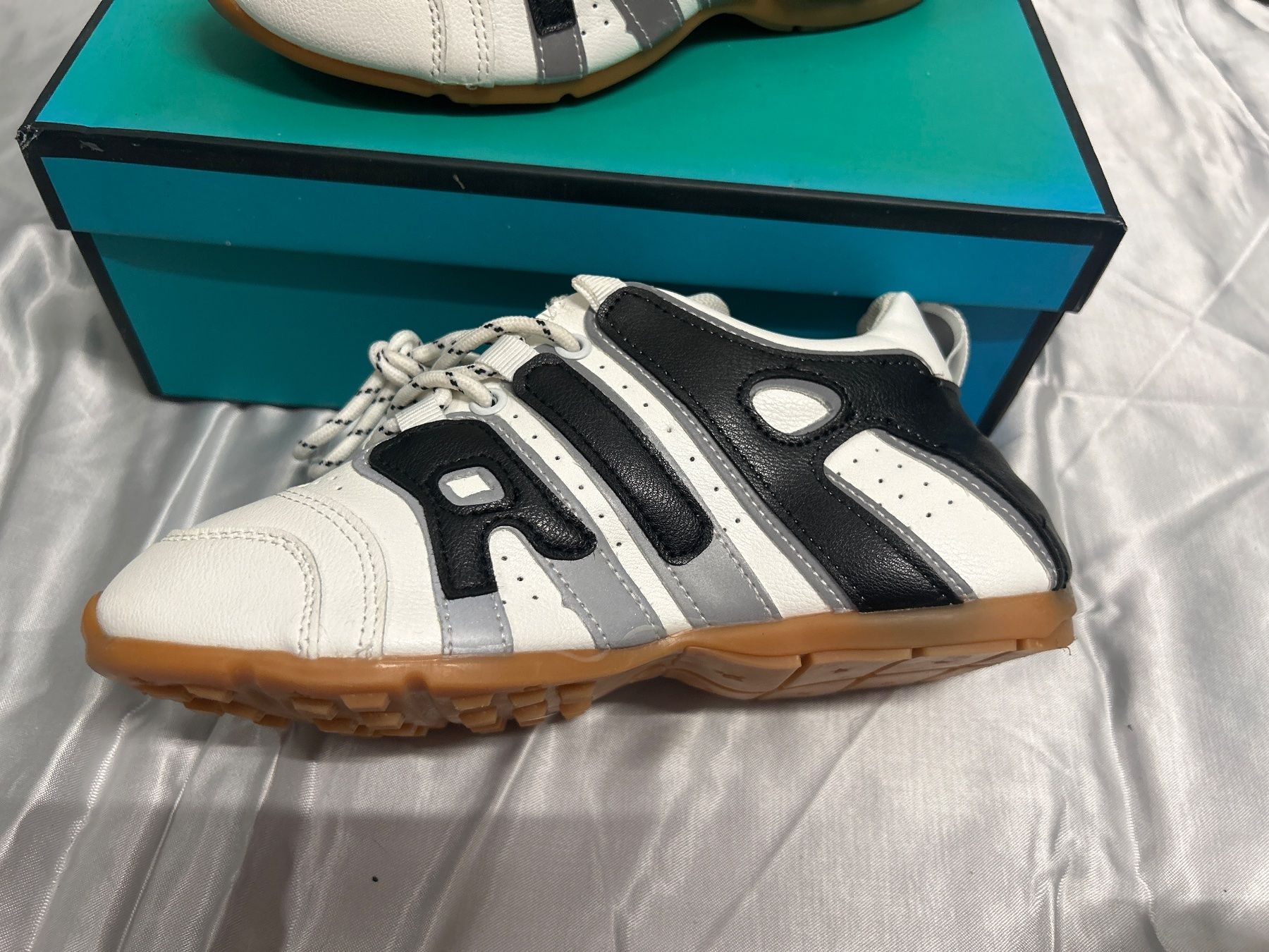 Scarpe per ragazze: Sneakers Gr 35 Neu – Nuovo e nell'imballaggio originale da Regensdorf venduto da Spyke55 2