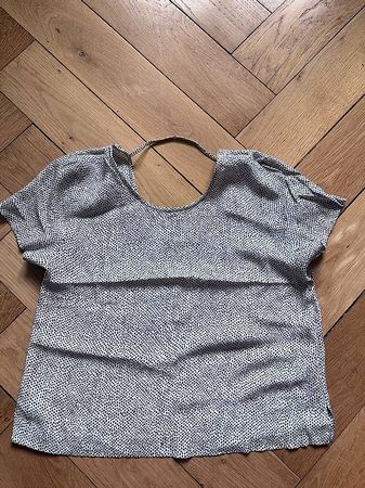 Shirt mit Rückenausschnitt von &otherStories (M)