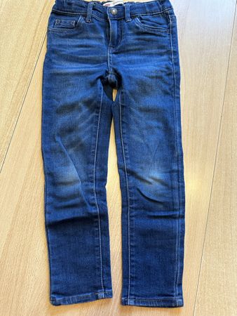 Pantalon fille Levis T.5 ans ( 110 )