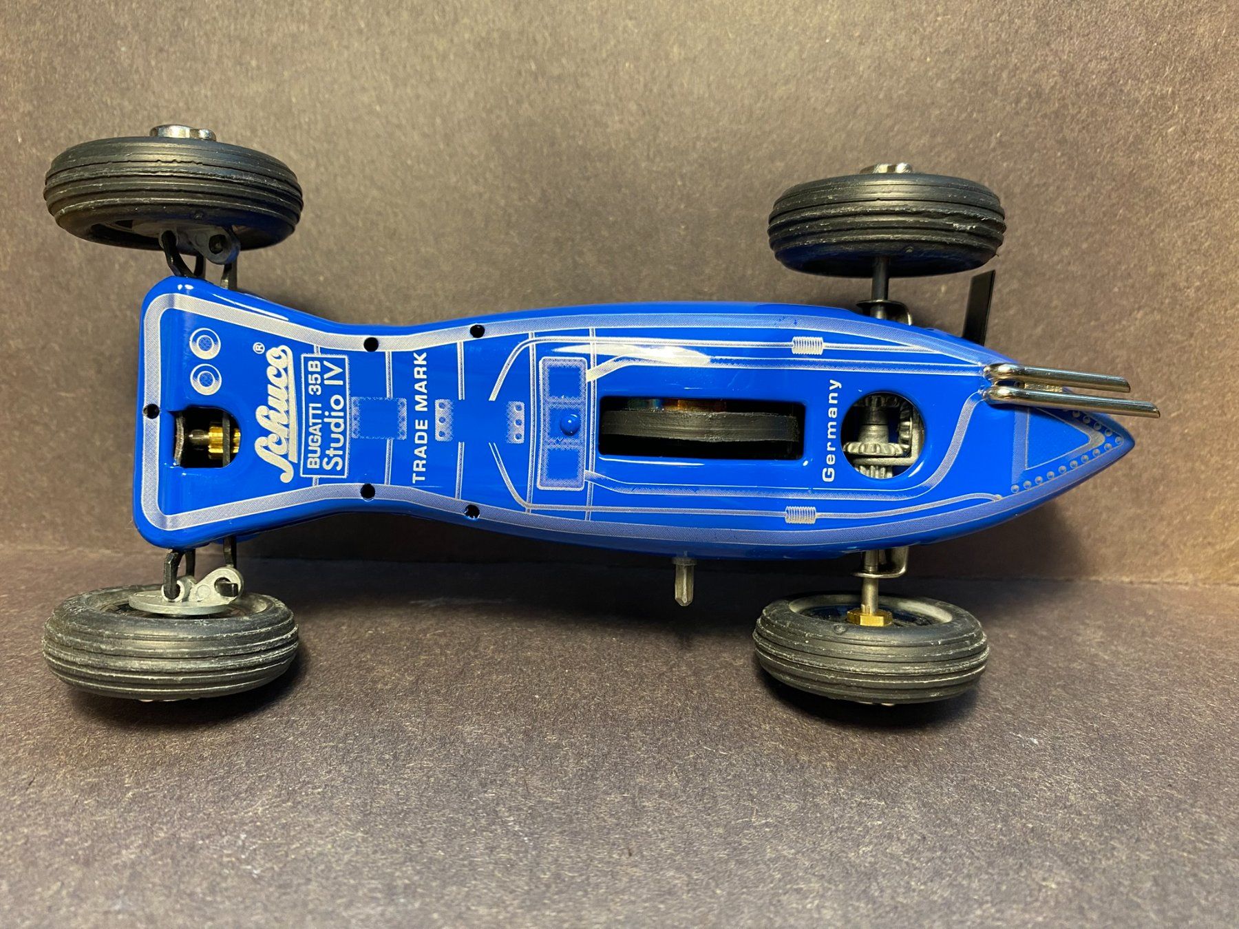 Schuco Spielzeuge: Bugatti Typ 35 B - Schuco 01740 Studio IV Blech – Gebraucht aus Spiez von Mlandcruiser 9