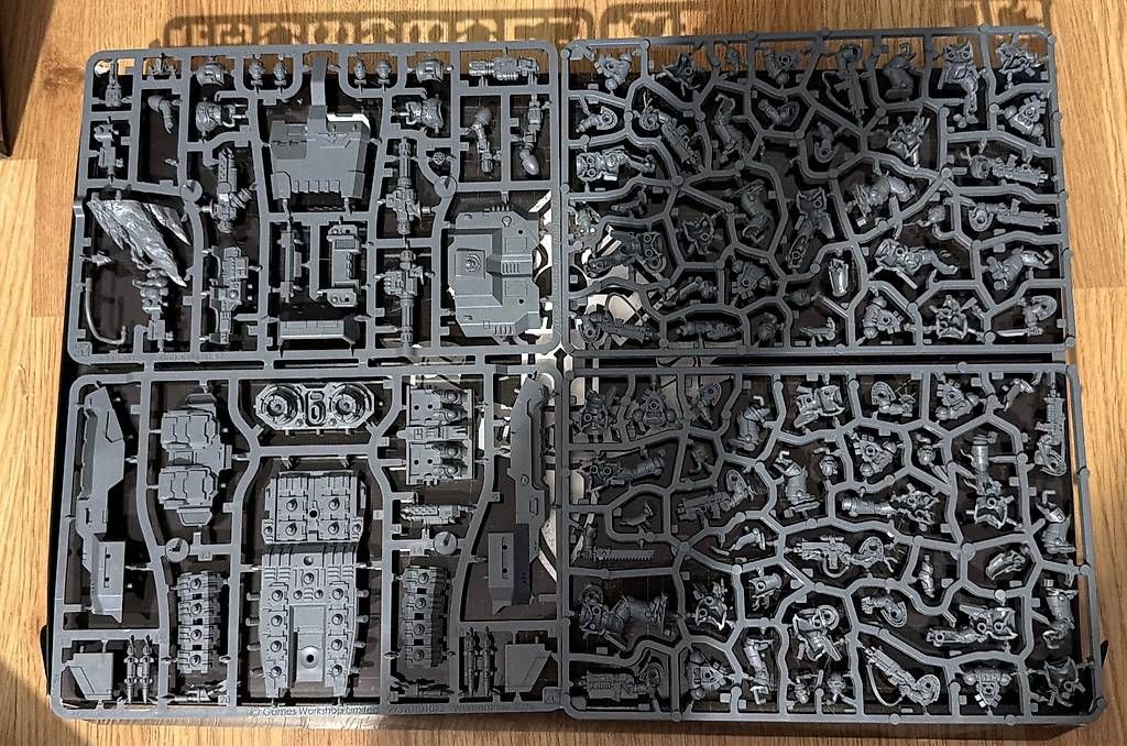 Modellbausätze & Standmodelle: Warhammer Armageddon Space Marine Hälfte – Gebraucht aus Ostermundigen von Sectaurum 2