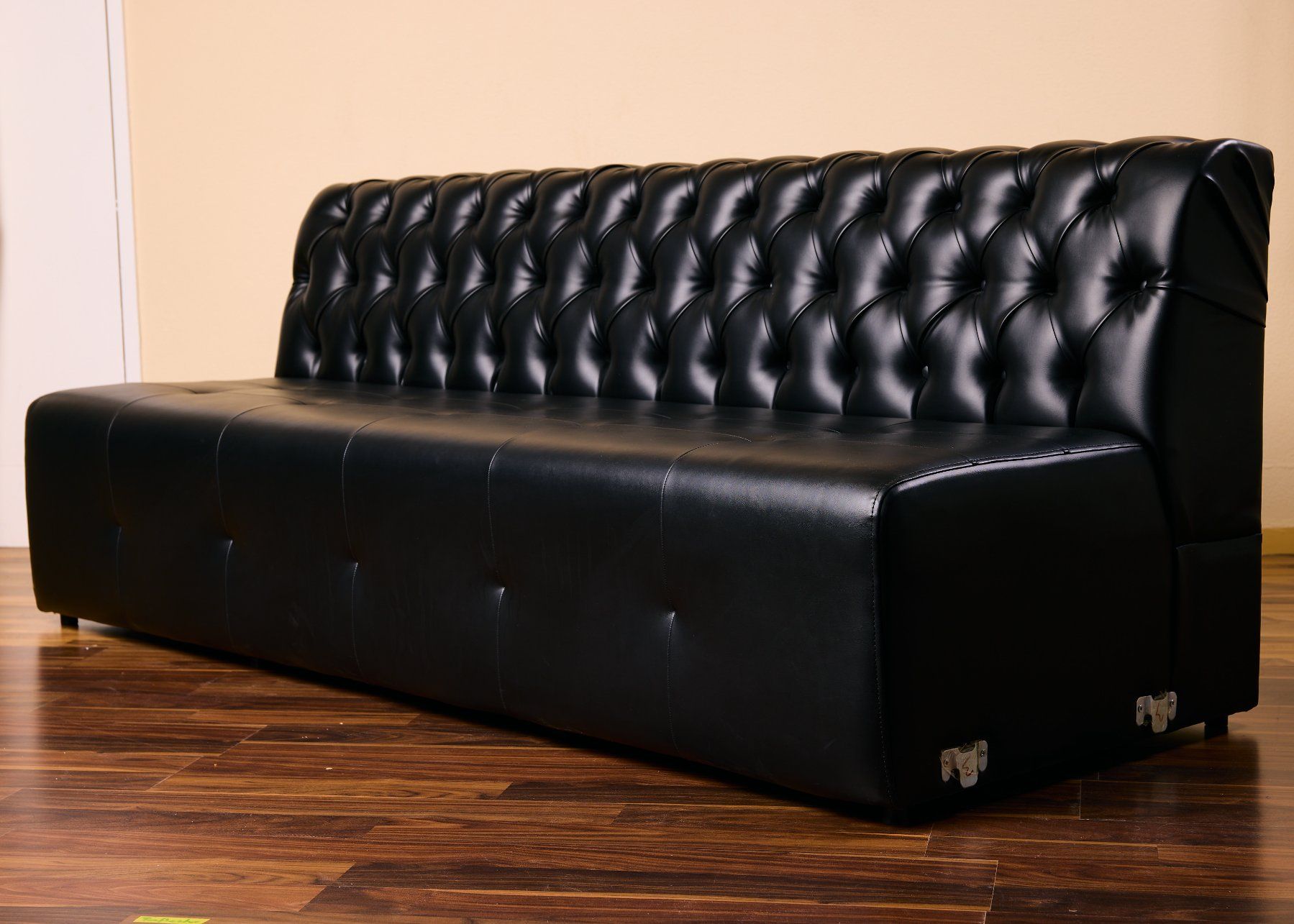 Divani: Sofa Club-/Lounge-Stil – Usato da Dübendorf venduto da tho_v2cs