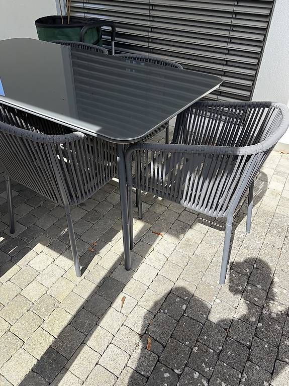 Tavoli: Gartentisch inkl. 6 Stühle – Usato da Ramlinsburg venduto da Alexandra.M. 1