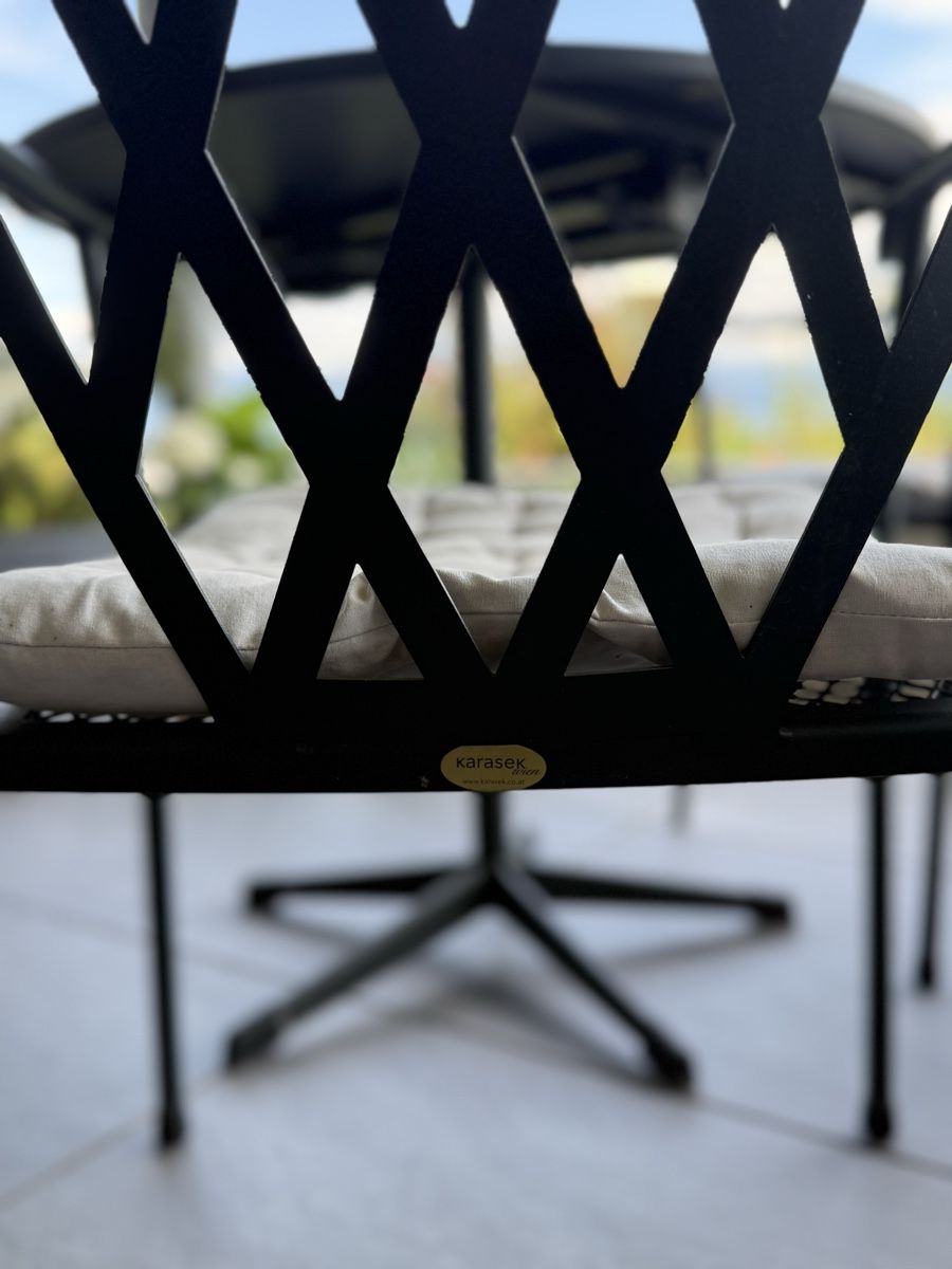 Set di tavolo e panche: Gartentisch (Set) mit 2 Stühlen – Usato da Rapperswil-Jona venduto da mayyday 2