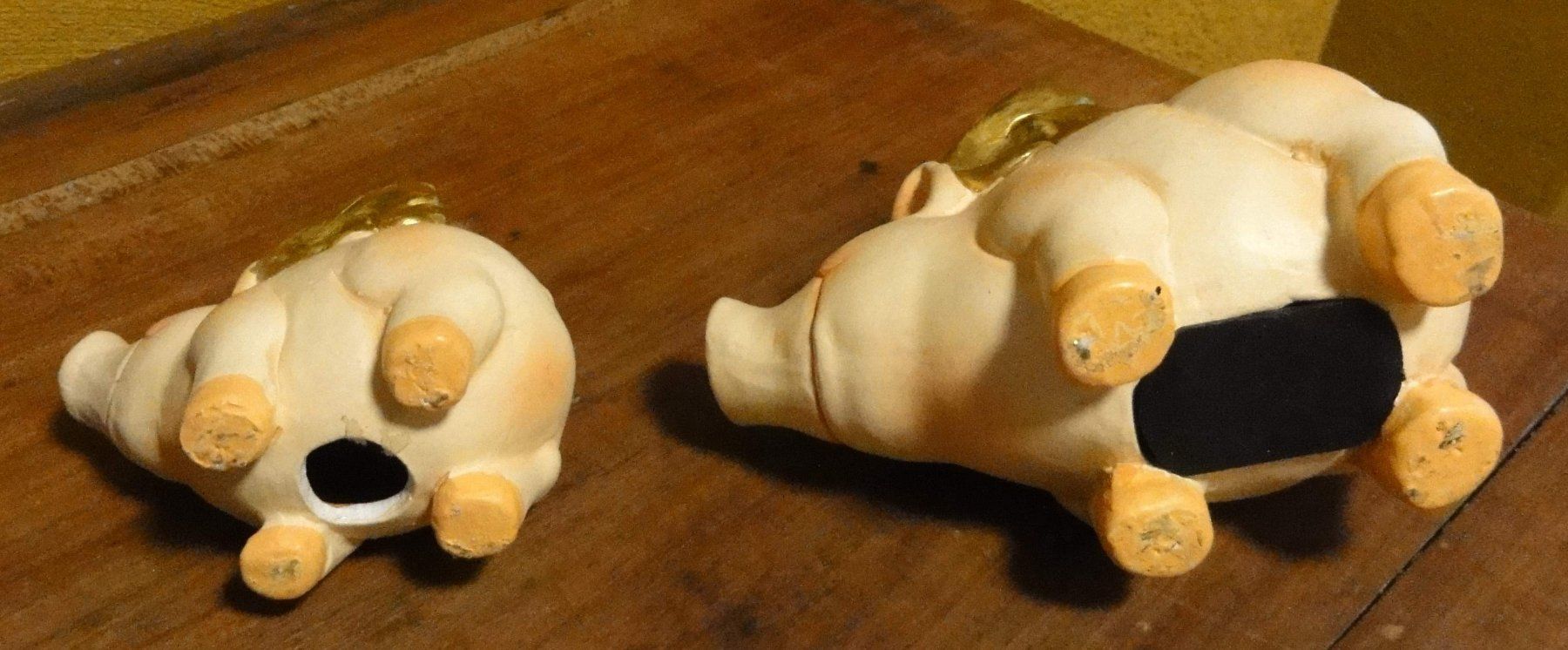 Statuette: Schweinchen mit goldigen Flügeln, 2 Stk. – Usato da Wohlen AG venduto da Flusslauf 3