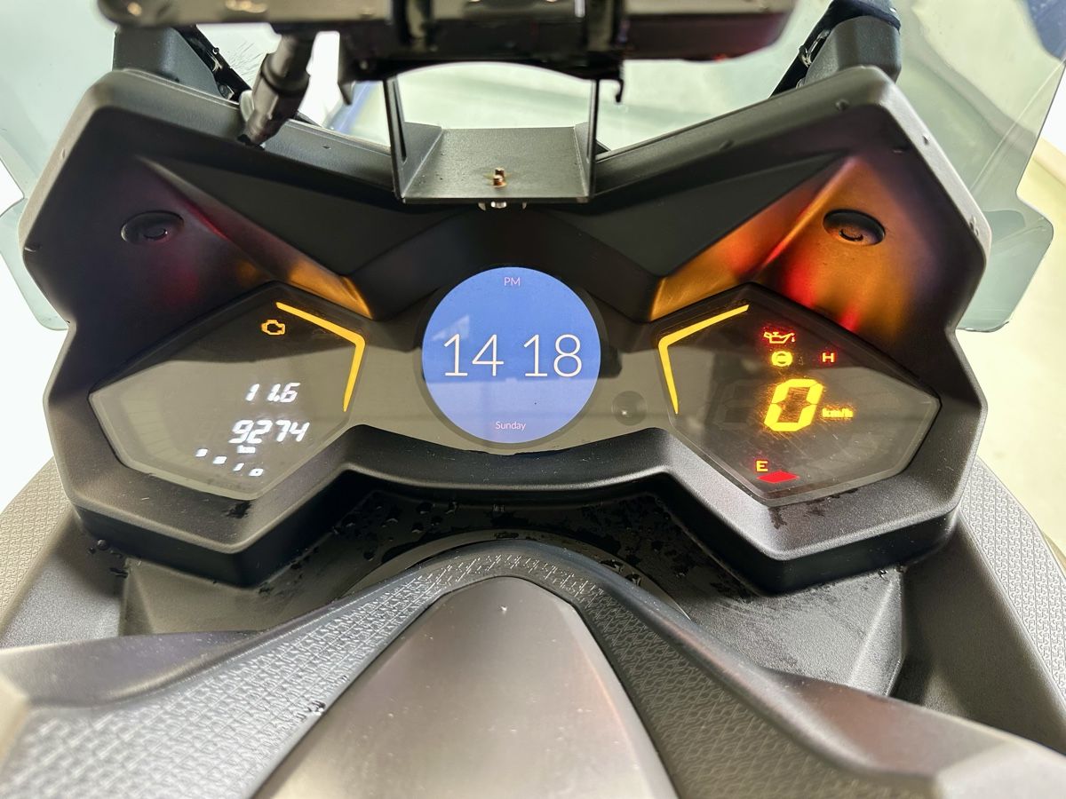 Kymco Scooter: Kymco AK550 35kw,2021-10100km – Usato da Genève venduto da Tom6 7