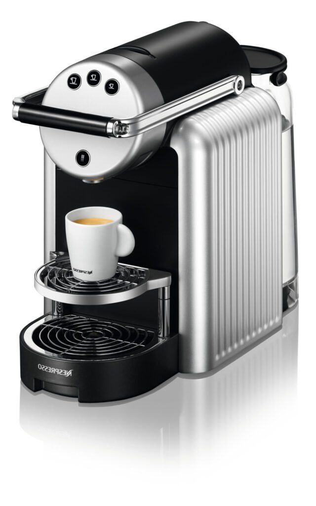 Nespresso Macchine per caffè & Macchine per espresso: NESPRESSO - Zenius ZN100 / Profi-Kaffeemaschine – Usato da Einsiedeln venduto da Dellcell