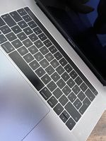 MacBook Pro 13 Retina Touch Bar i5 8GB RAM 256GB SSD