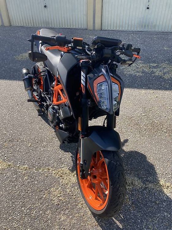Strada: Ktm duke 125 – Usato da Purasca venduto da ben_zf5c 3