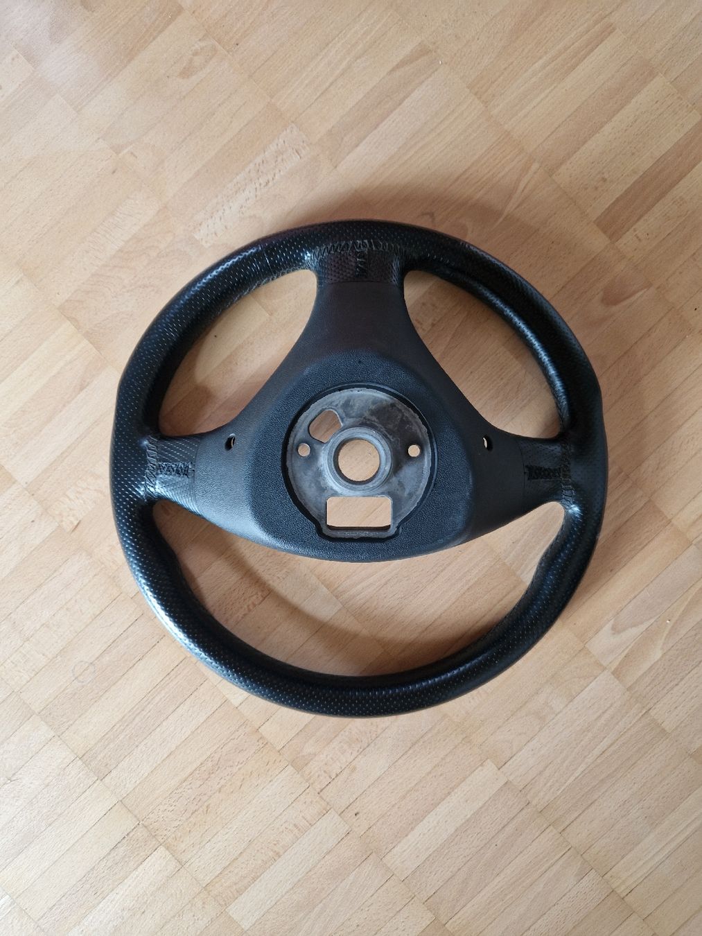 Audi Toutes les pièces auto: Perforiertes Leder Lenkrad Audi – D'occasion à Oetwil a.d. Limmat par S3guy 1