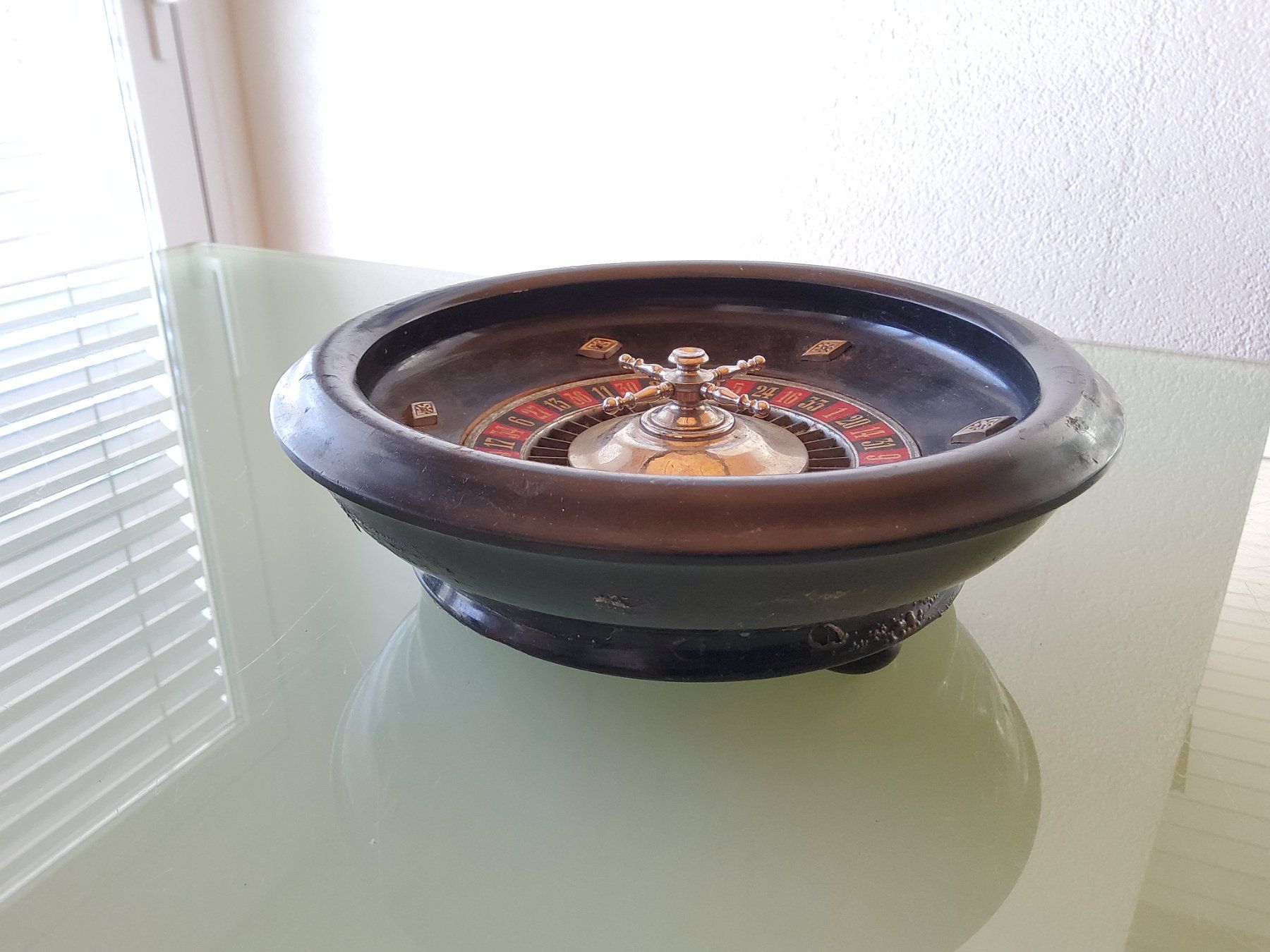 Spiele: Ancienne roulette de table  – Gebraucht aus Malleray von Broc-Mo 4