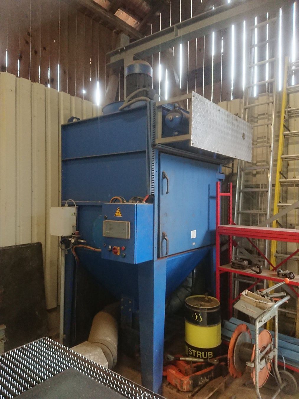Esab Tutte le macchine: Plasmaschneidanlage ESAB – Usato da Wikon venduto da Goepfzuercher 6
