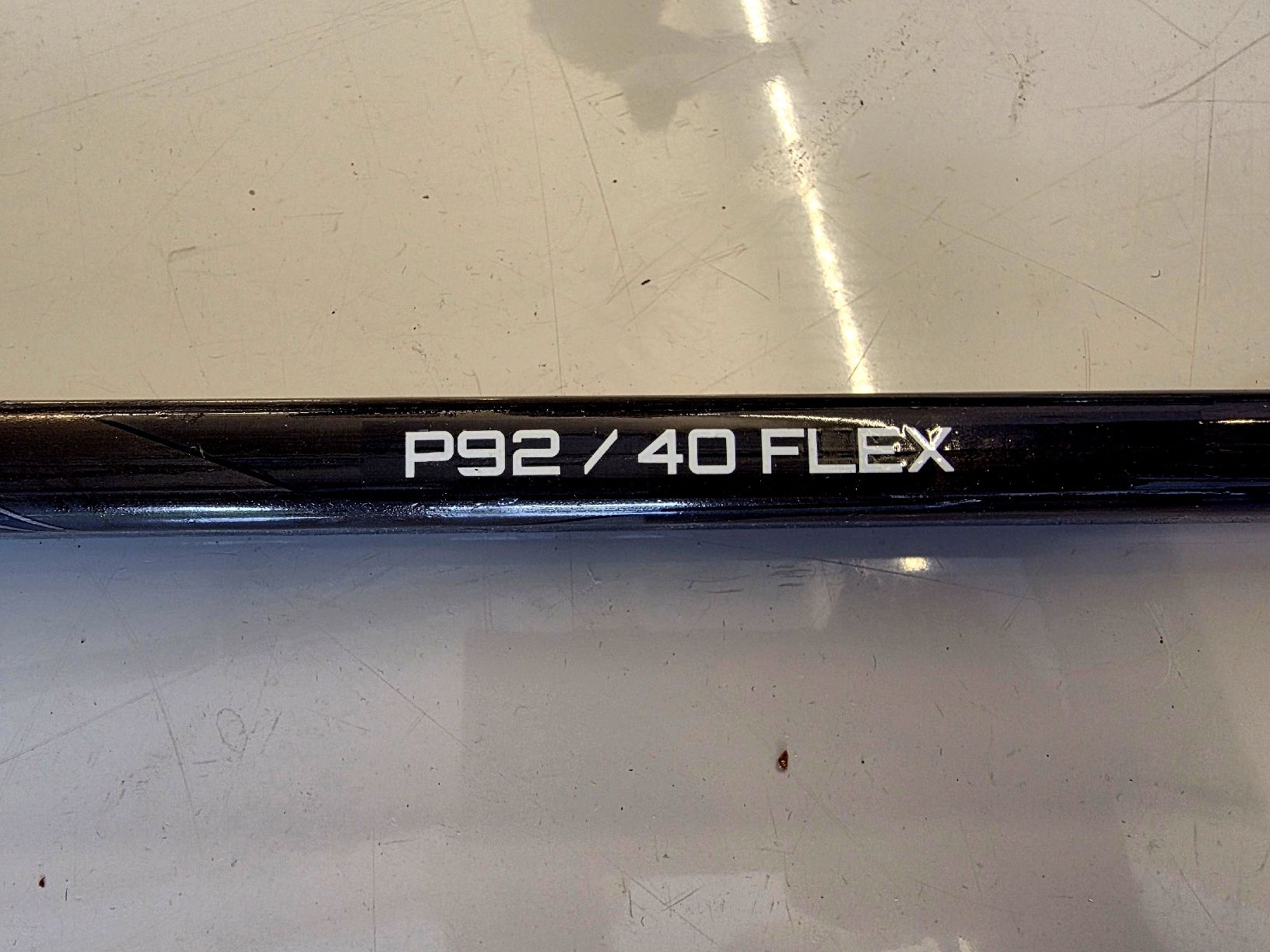 Bauer Bastoni & Pale: Eishockeystock Bauer Hyperlite 2 P92 40 Flex schwarz – Usato da Regensdorf venduto da lar_2scz 2