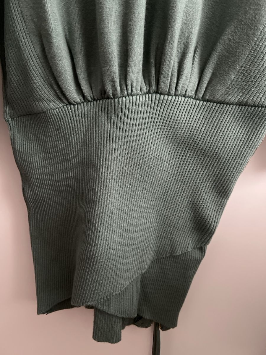 Robes: Robe d’hiver Fashionnova taille S – D'occasion à Renens VD par sar_bwz5 2