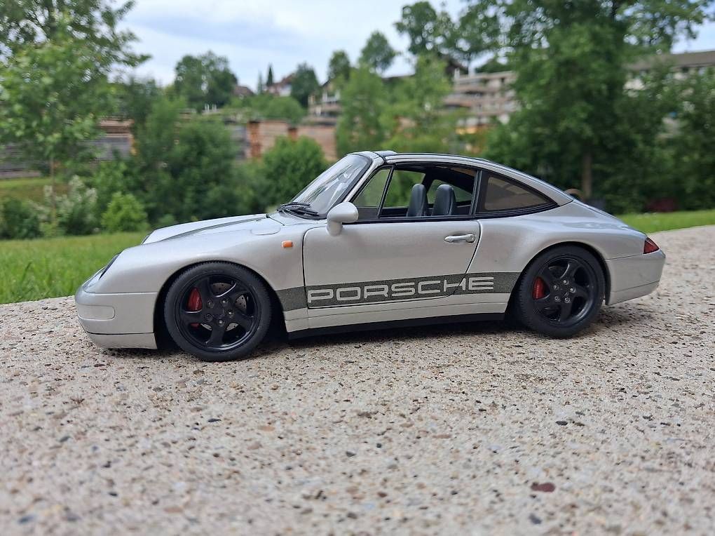 Modellautos: Porsche 911 Targa UT Models 1:18 – Gebraucht aus Huttwil von kadett_78
