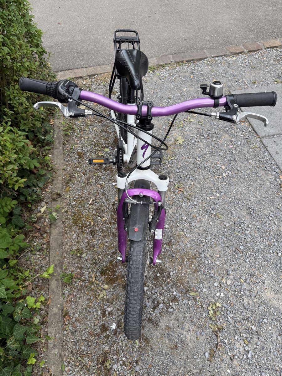 Specialized Biciclette: Kindervelo 20 Zoll Specialized Hotrock – Usato da Zürich venduto da tamarenzl 2