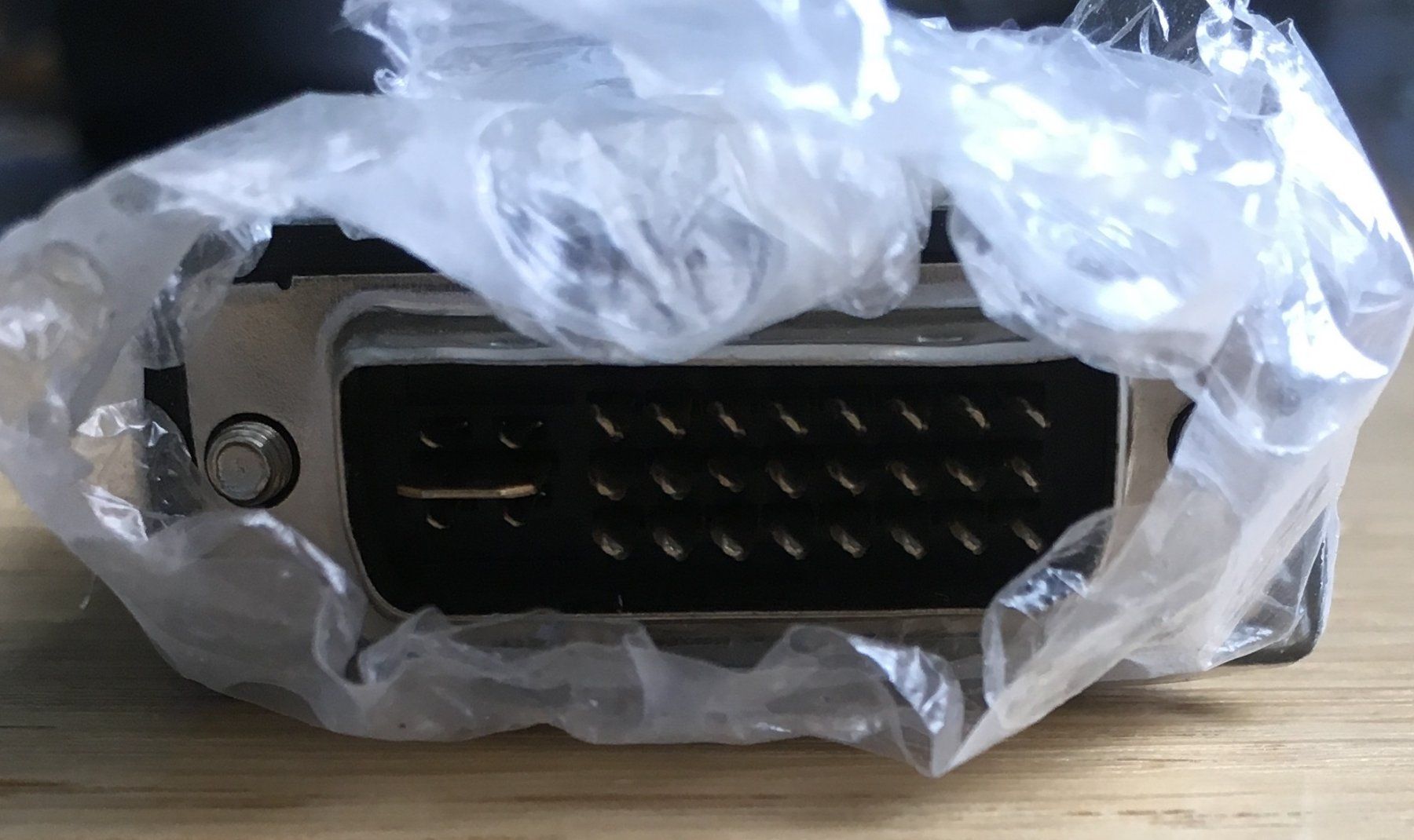 Unità & Adattatore: DVI - VGA Adapter – Nuovo e nell'imballaggio originale da Winterthur venduto da YaV 3
