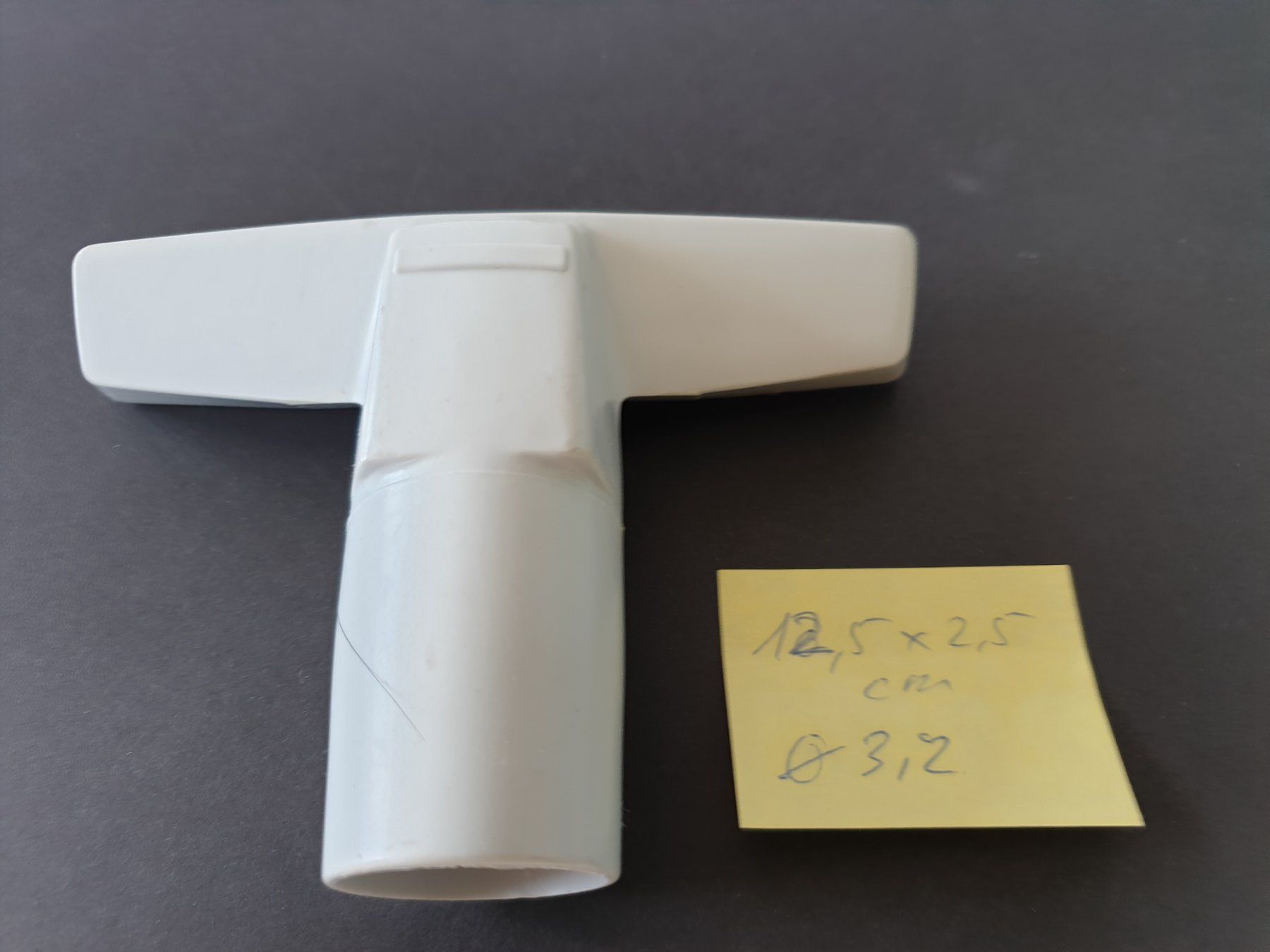 Aspirapolveri & Accessori: Staubsaugerfuss Ø 2,8 / 3,2cm – Nuovo (secondo la descrizione) da Biel/Bienne venduto da bormida63 1