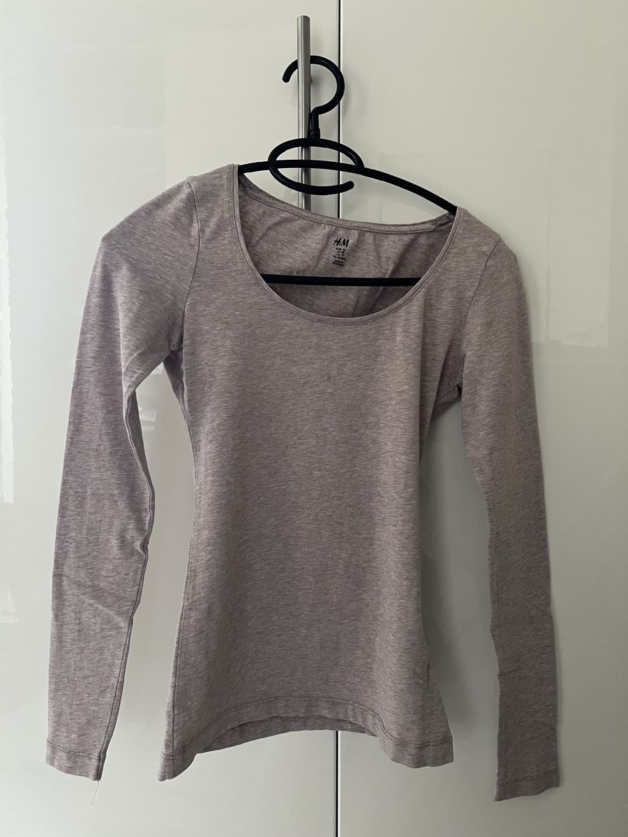 H&M T-shirt: H&M Longsleeve Shirt – Usato da Dietikon venduto da Mischi2167