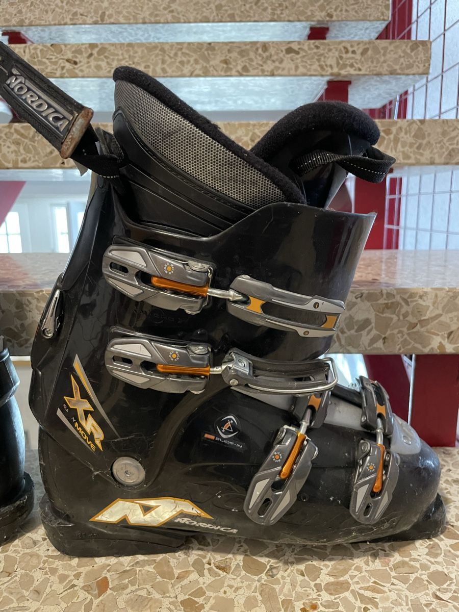 Nordica Scarpe da uomo: Ski Schuhe von Nordica – Usato da Zürich venduto da 2zollkontinental 1