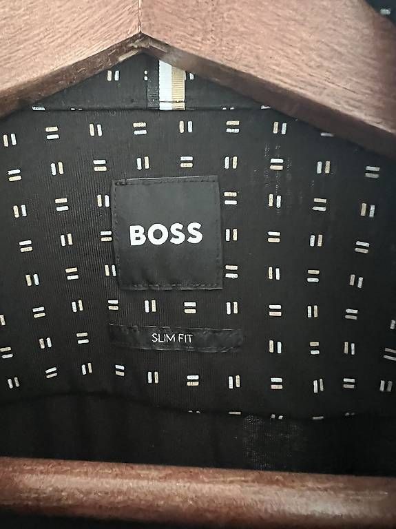 Hugo Boss Camicie: Hugo Boss Hemd in S ungetragen – Nuovo (secondo la descrizione) da Zürich venduto da chriswolf667 1