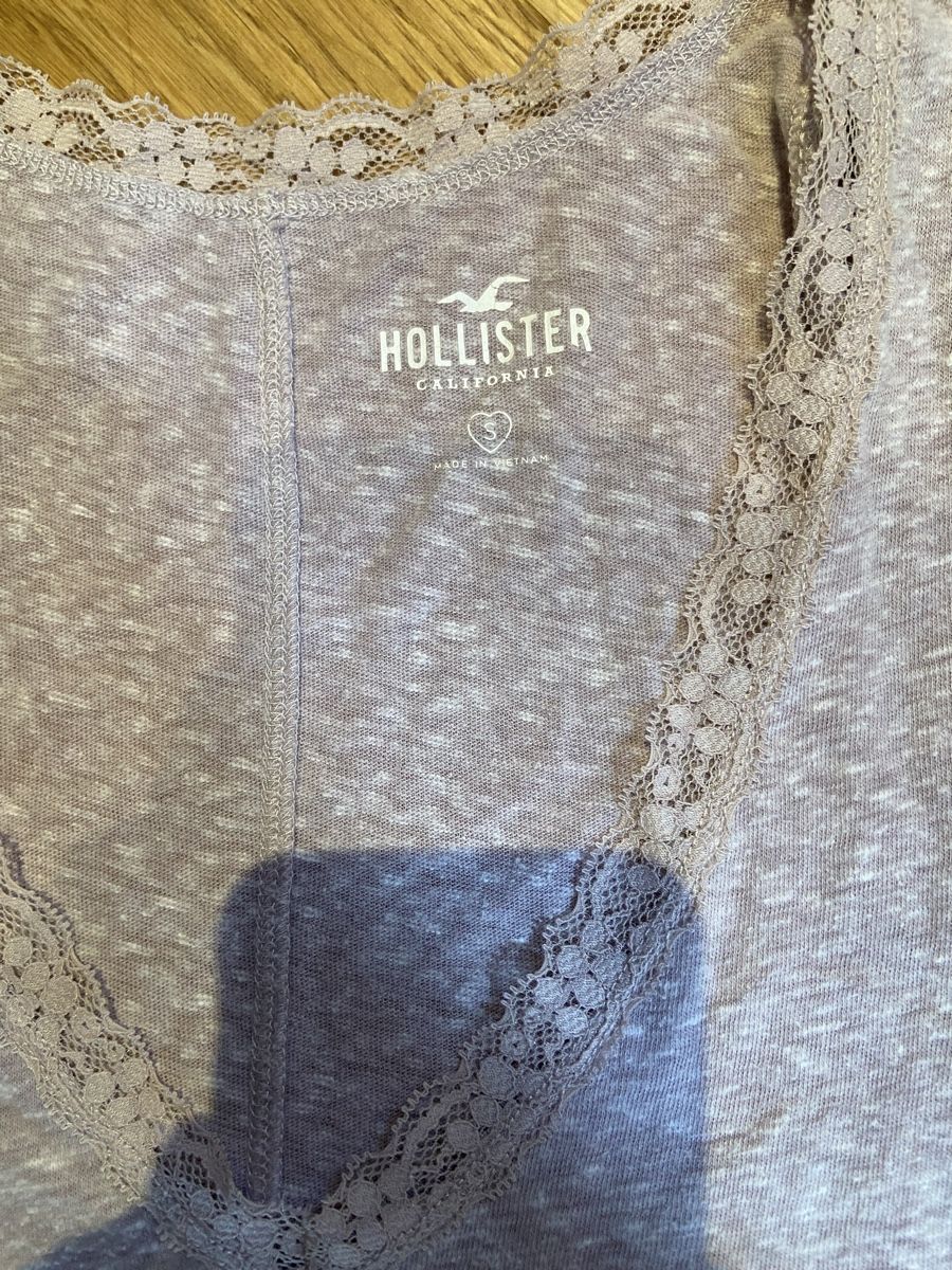 Hollister Tops: Top Hollister Small lila – Gebraucht aus Winterthur von mal_8f2x 3