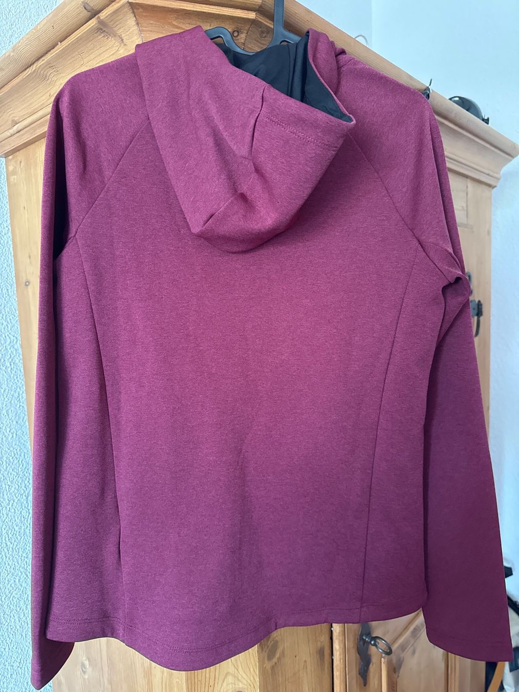 Peak Performance Giacche: Peak Performance Damen Pulse Jacke bordeaux Gr. S – Usato da Winterthur venduto da britsi 2