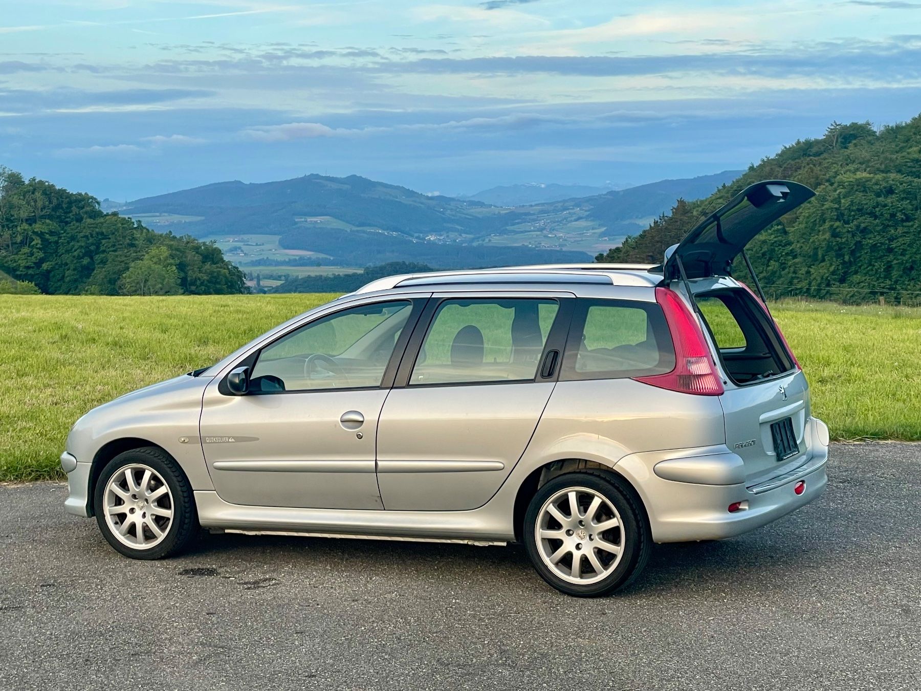 Peugeot Automobili: Peugeot 206 Break Quiksilver – Usato da Belp venduto da Detailfreak 4