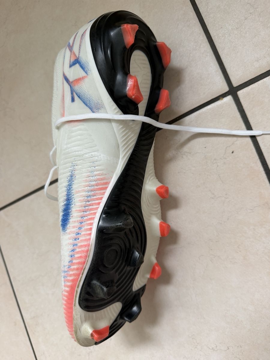 Puma Chaussures hommes: PUMA Future 8 Match FG/AG 44.5 – D'occasion à Zürich par Odeono 3
