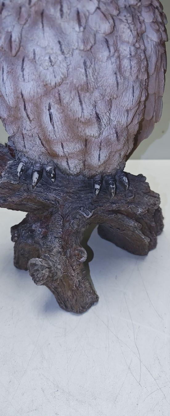 Statuette: Eule, aus robustem Kunststein (nov710) – Usato da Künten venduto da Schnaepplihuus 8