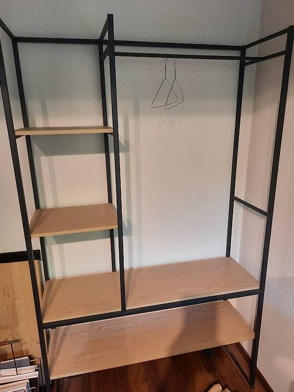 Scaffali: Étagère avec porte manteaux  – Usato da Morges venduto da har_hq27 1