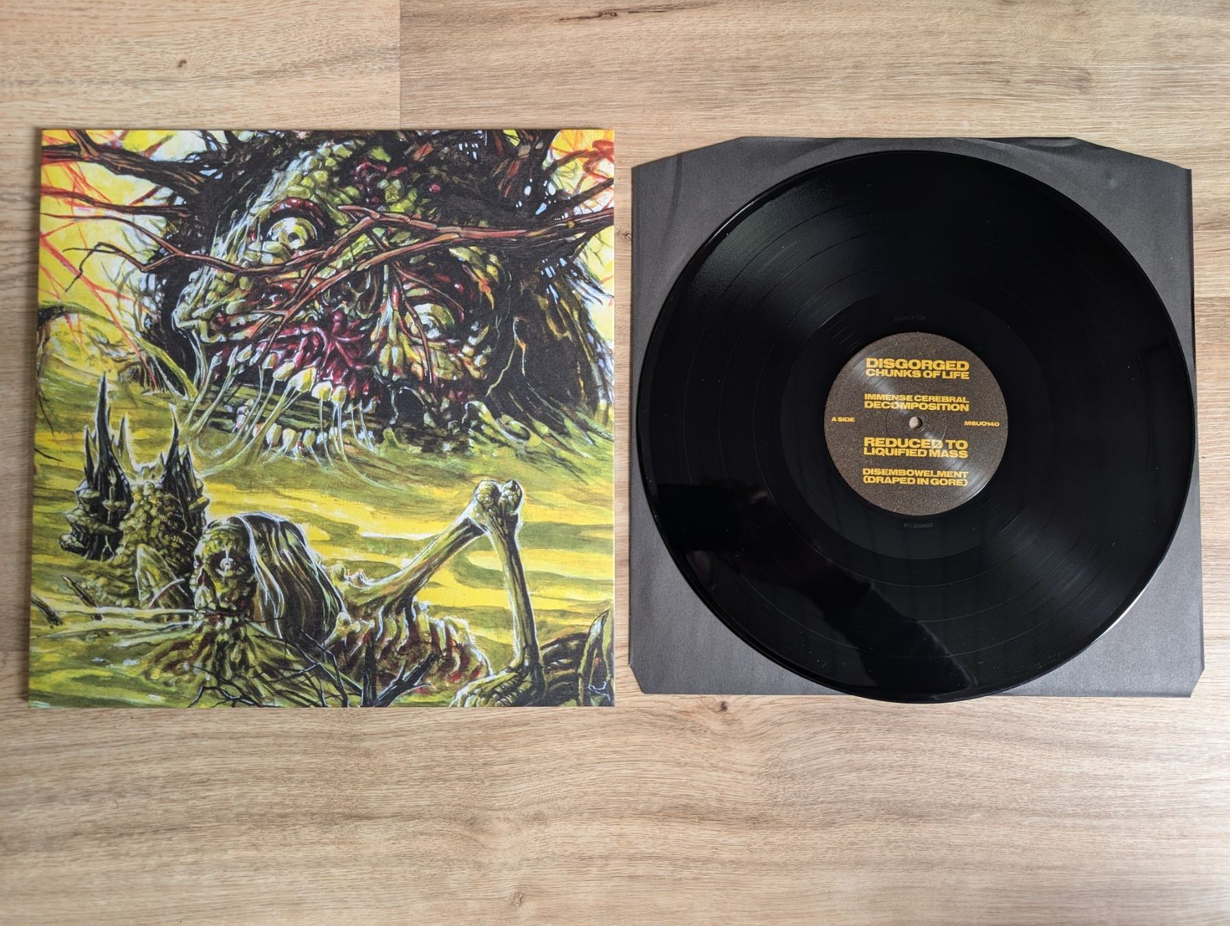 Dischi in vinile: Cryptworm - Spewing mephitic putridity LP – Usato da Meikirch venduto da drgore