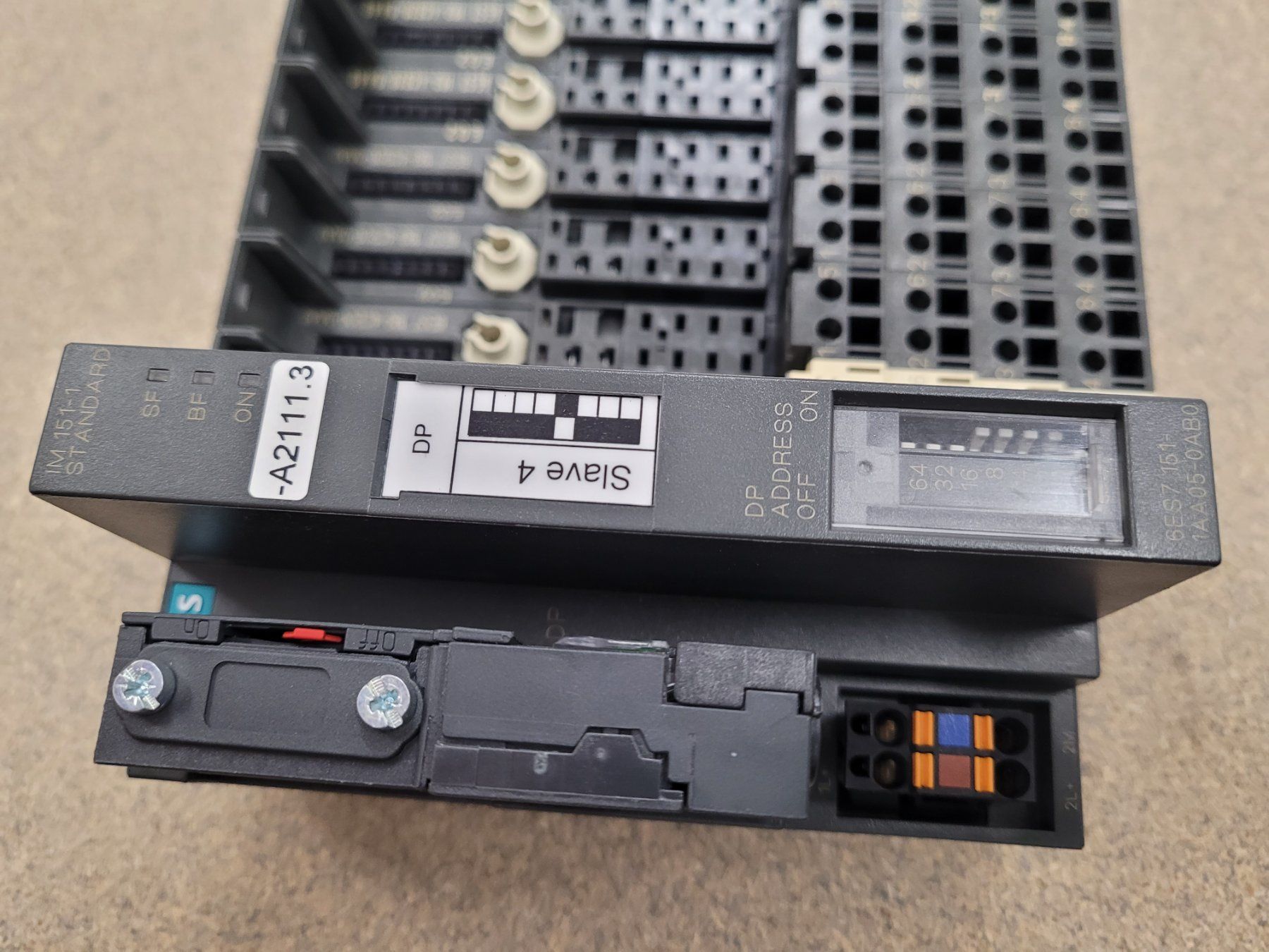 Siemens Componenti elettronici: Siemens SPS / Simatic S7 6ES7 151-1AA05-0AB0 – Usato da Vitznau venduto da Night-Fire 1