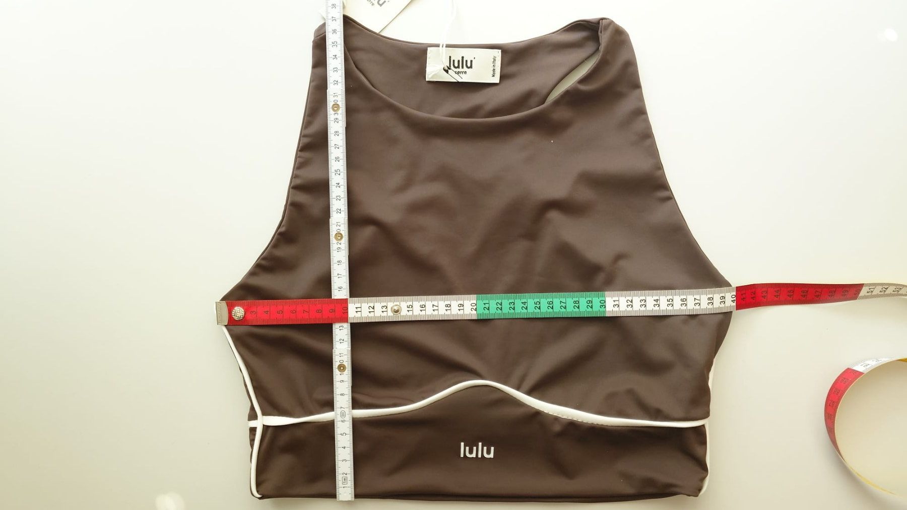Top: Lulu Serre Bustier, Grösse M – Nuovo e nell'imballaggio originale da Riehen venduto da markstre11 1