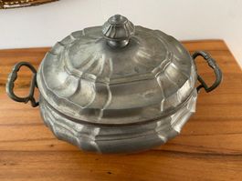 Antike Zinn-Terrine mit Deckel, Vintage Schmuckstück!