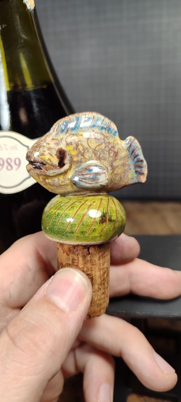 Flaschenöffner & -verschlüsse: Wunderschöner Korkzapfen mit Fisch – Gebraucht aus Gelterkinden von MYSTOREFORYOU4460 2