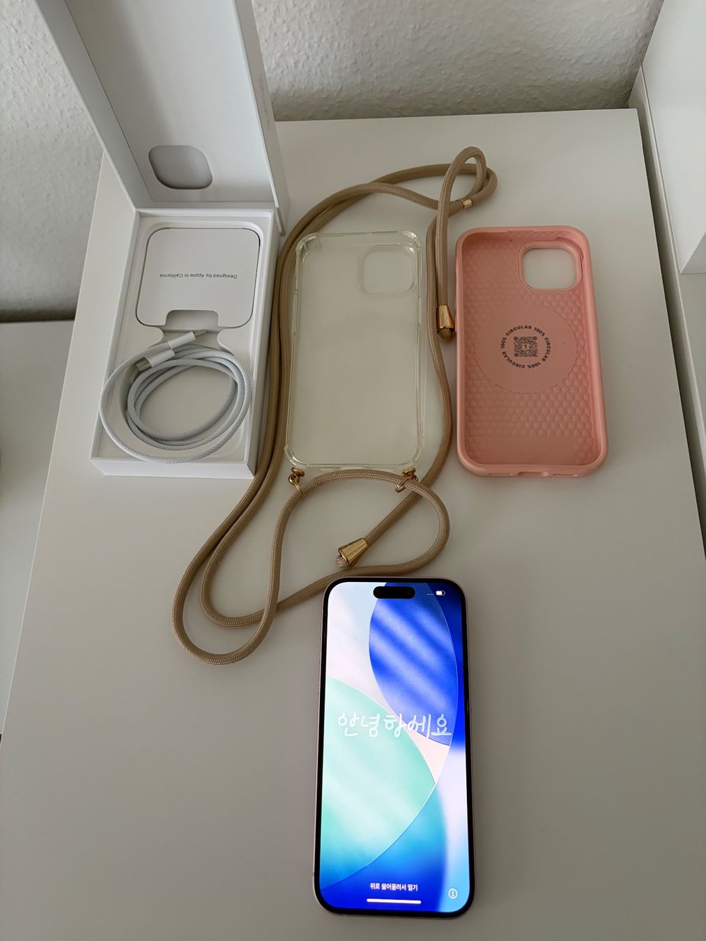 Apple Telefoni cellulari / Smartphones: iPhone 15 128GB – Usato da Therwil venduto da Molokini 1