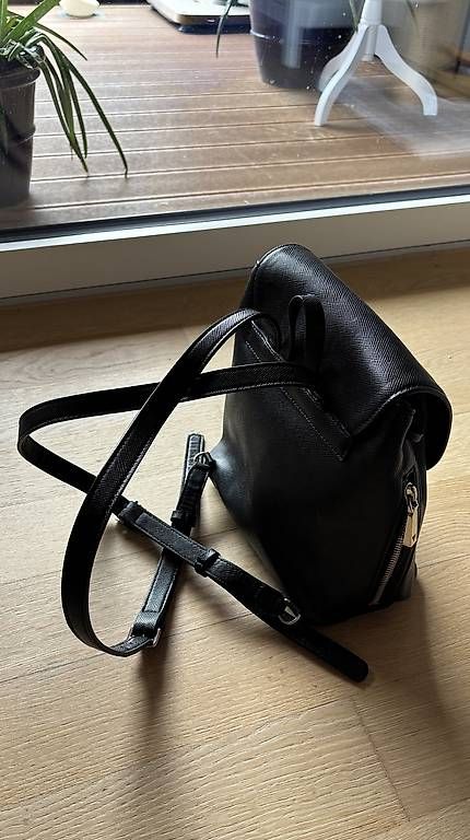 Sacs à dos: Guess Rucksack – D'occasion à St. Gallen par sunleister 2