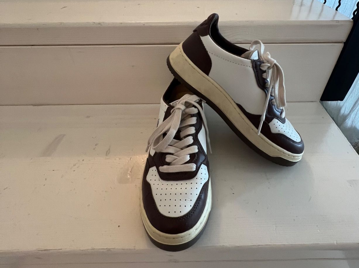 Adidas Damenschuhe: Autry Sneakers – Gebraucht aus Hausen AG von Jean1968