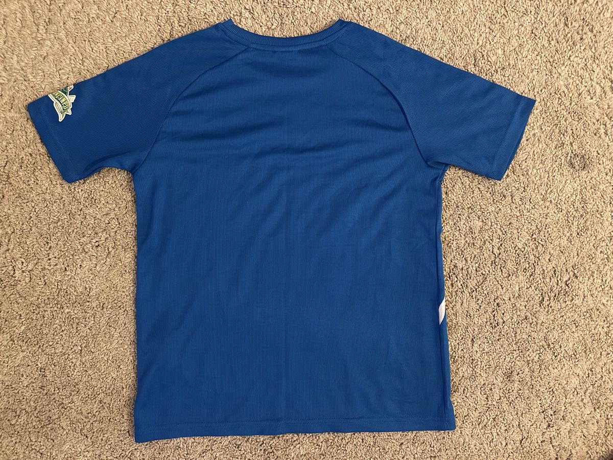 Puma Canottiere & Pantaloni: Italien Trikot ~XS – Usato da Basel venduto da Oloir 3