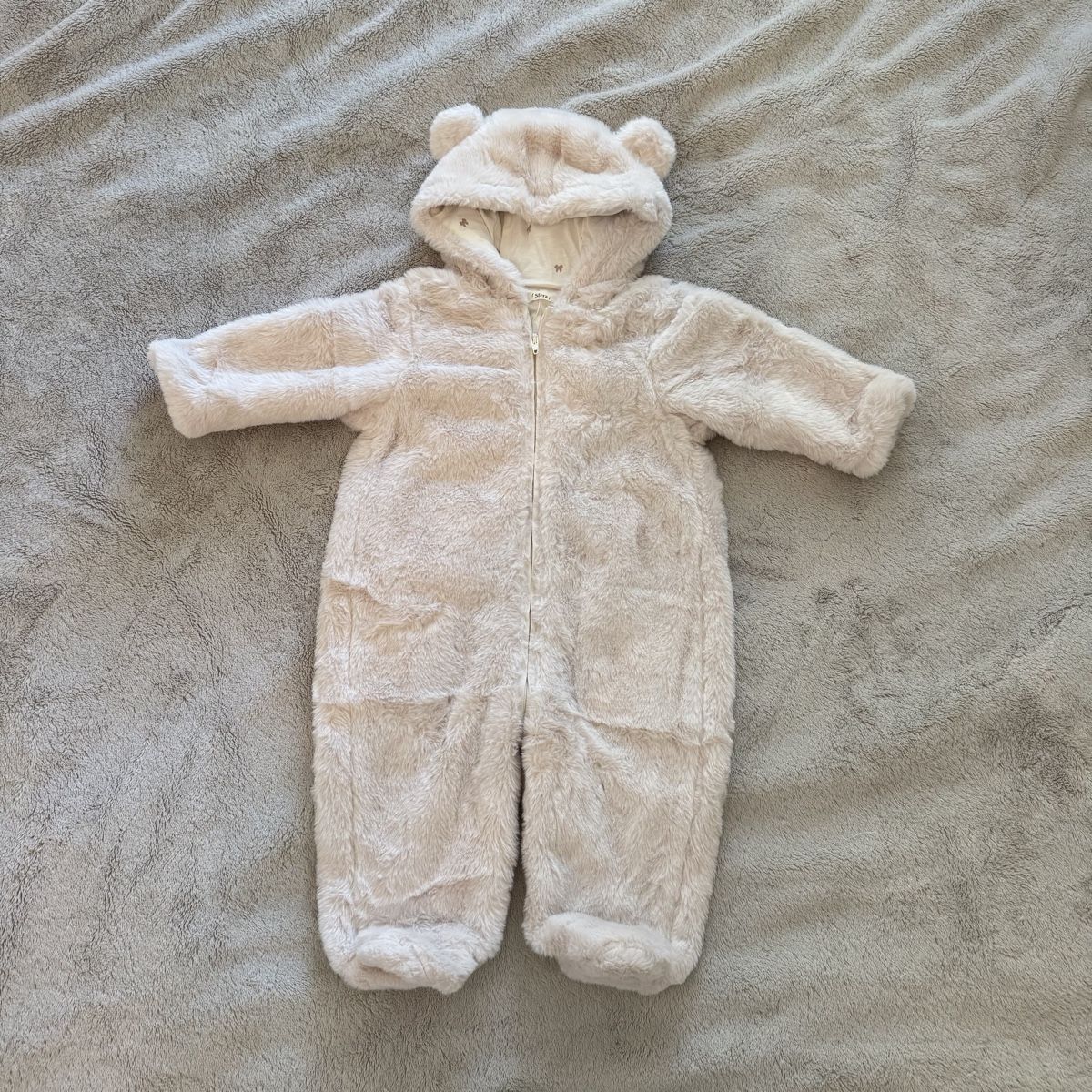 Pagliaccetti: Neu Jumpsuit teddy Sfeta – Nuovo e nell'imballaggio originale da Bassersdorf venduto da che_x2r5