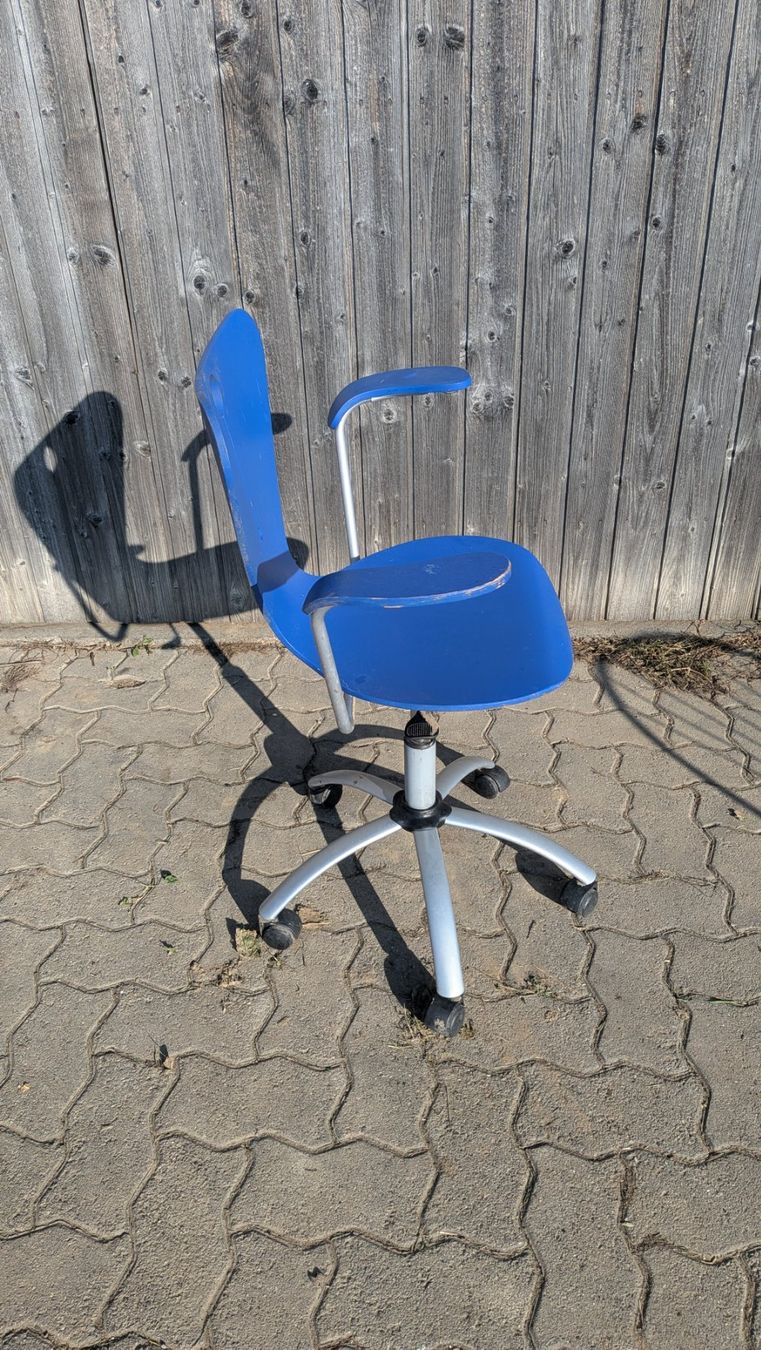 Stühle: Blauer Bürostuhl – Gebraucht aus Ottenbach von ste_bj5c 2
