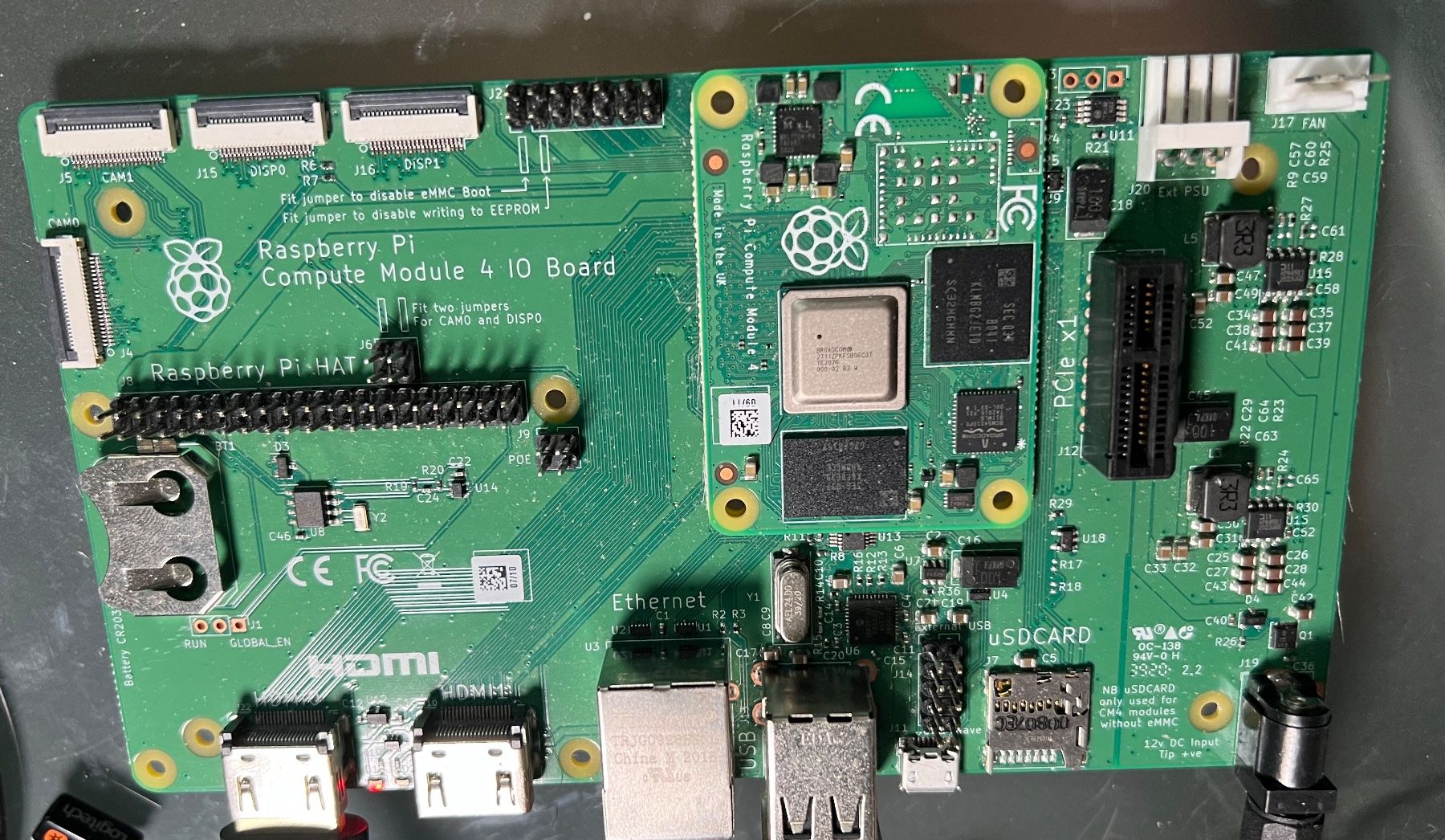 Elektronik: Raspberry Pi Compute Module 4 (1GB/32GB) mit IO Board – Gebraucht aus Endingen von