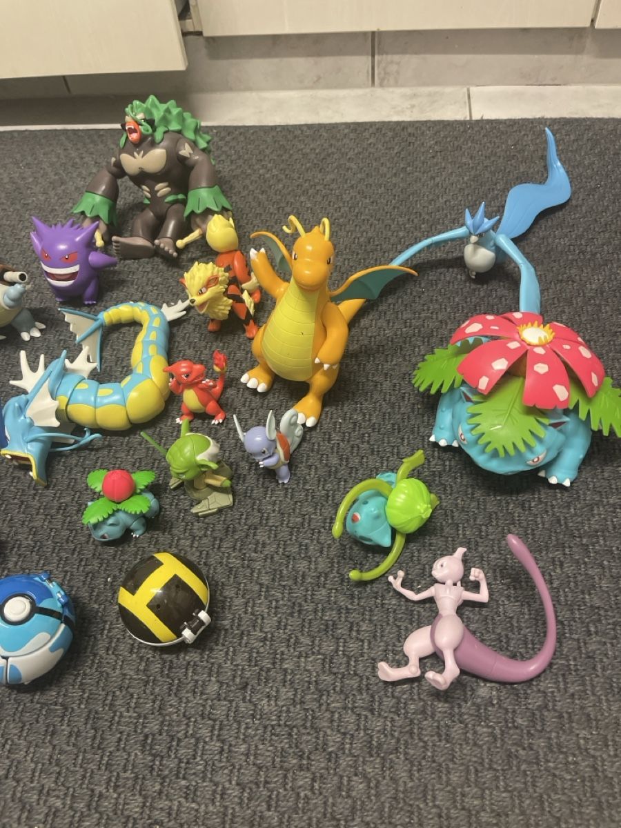 Pokémon Statuette: Lot Pokemoon Figuren diverse Grössen – Usato da Bad Zurzach venduto da Cuore34 2