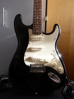 Stagg Electro Gitarre S250 BK * Gebraucht, revidiert und gut